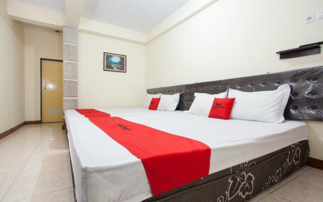 RedDoorz @ Pandanrejo Batu