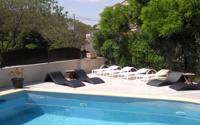 Auberge de Tavel