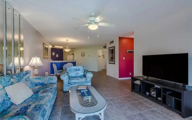 Vista Verde East 4-229