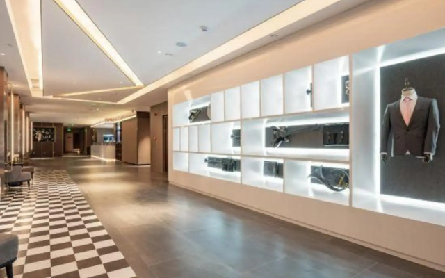 Homeinn Plus Hotel (Jinan Zhangqiu Shuangshan Avenue Hexie Plaza)