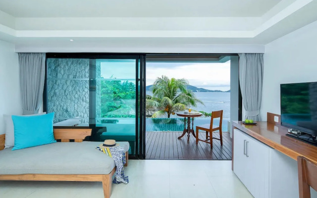 U Zenmaya Phuket Resort