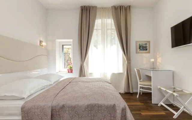 Staytosee - Diocletian's Rooms