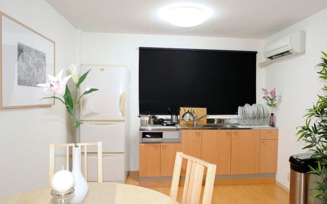 Genesis Apartments - Ebisu Building