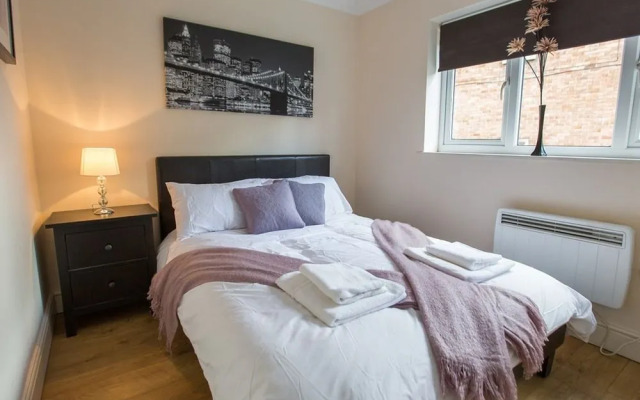 Moulsham Executive Apartment
