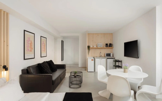 Syntagma Serenity Suites