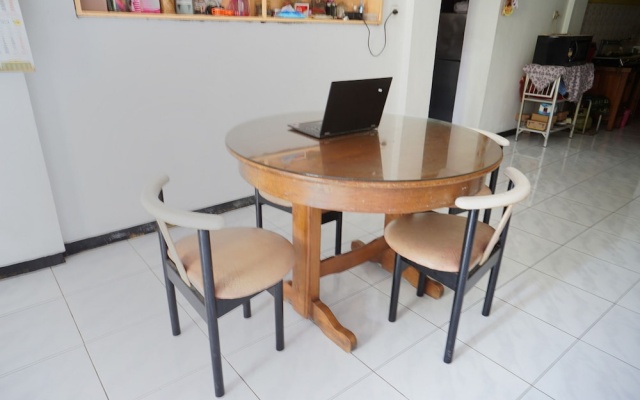 Hotel O Guest House Akbarrinna – Guest Rooms – Babulu Darat
