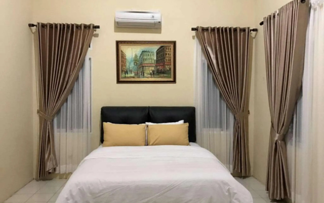 Villa Sofia Kota Bunga – Guest Rooms – Cipanas