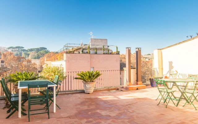 RSH Giulia Enchanting Apartment View