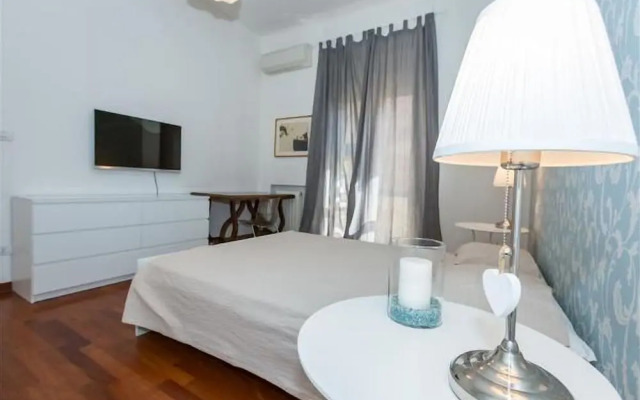 Sky Apartment, Bologna for 5 pax