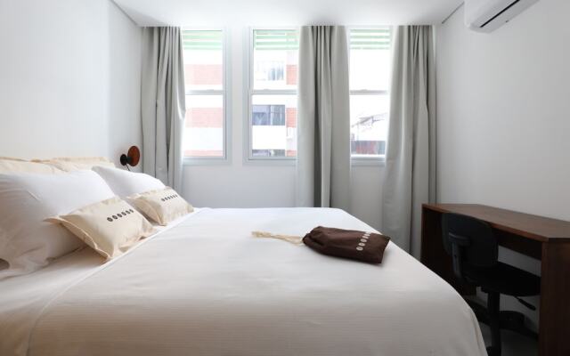 Tabas by Blueground Arinda