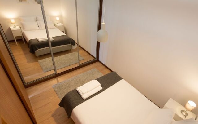 Figueiroa Apartments