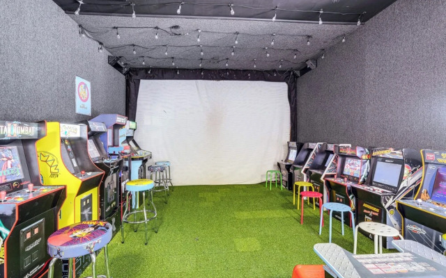 Beach + Pool Access: Smith Mountain Lake Getaway!