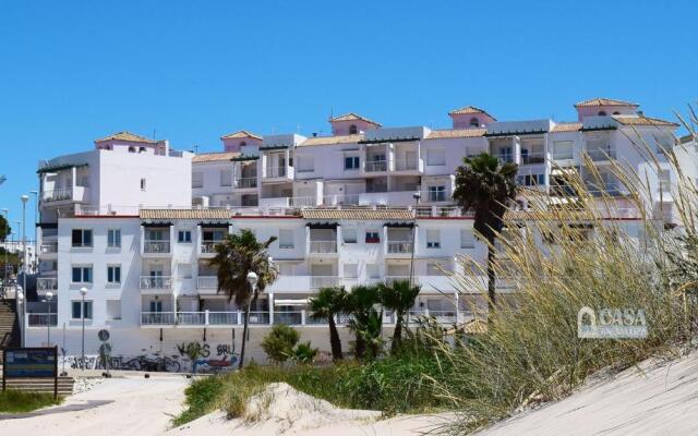 Beach-apartment with terrace and 180º sea view