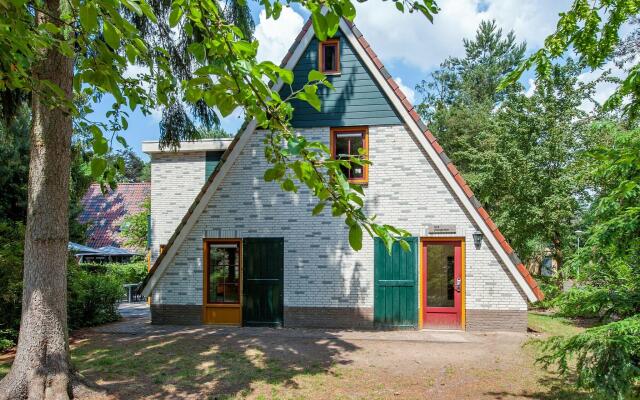 Spacious, restyled villa with sauna, surrounded by forest