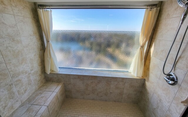 1201 South Hampton 2 Bedroom Condo