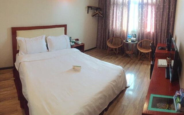 Qingzhen Three Tree Hotel