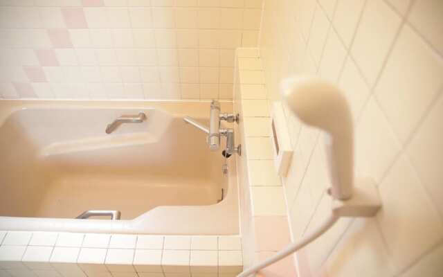 Omotenashi House Part 1 (174-1)