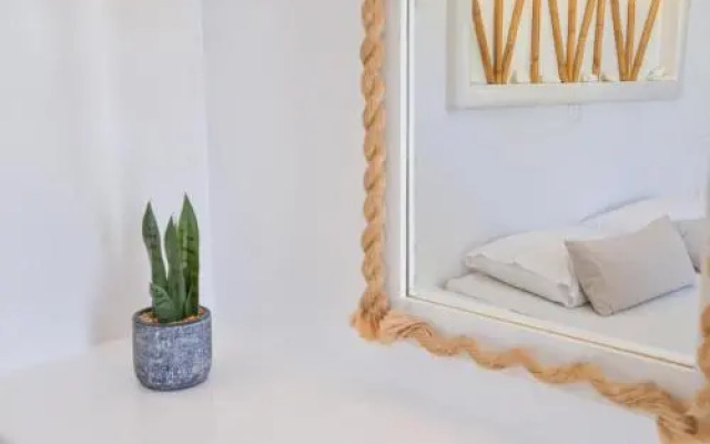 Niki Rooms