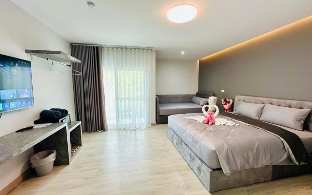 Kata Place Hotel