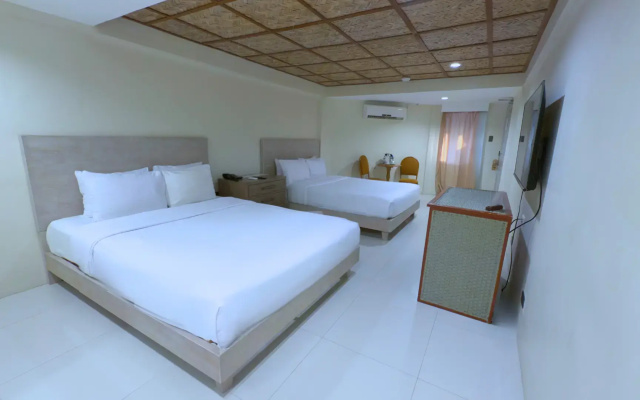 Whiterock Beach Hotel + Waterpark
