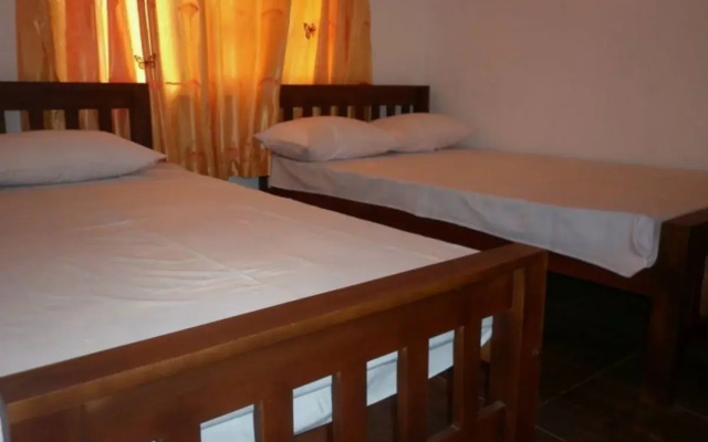 Thisara Guest House