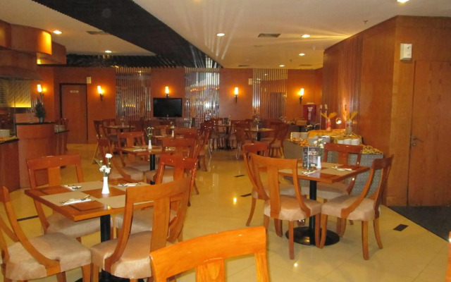 Grand Pasundan Convention Hotel