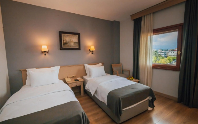 Usta Park Hotel