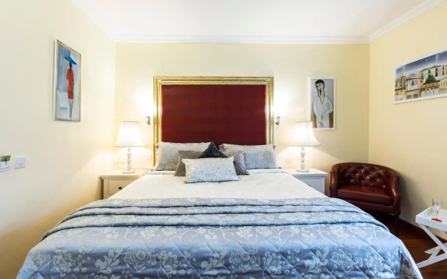 Linton Hotel