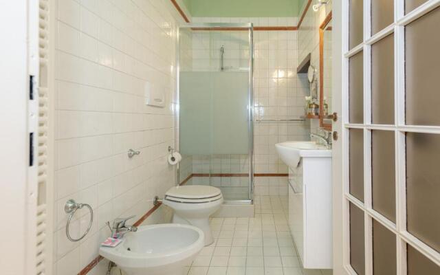Town 6 - small studio in Cernobbio