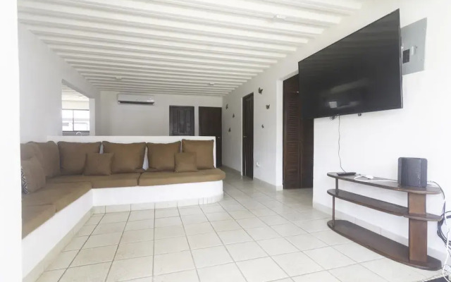 Js -14b 6 Bedroom Home