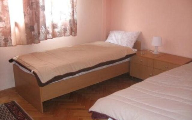 Hotel Dion