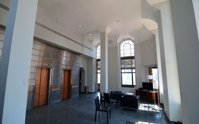 Bridgestreet at Beekman Towers