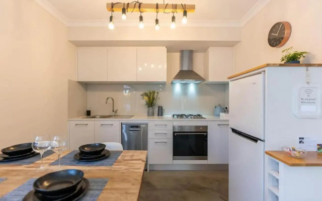 Pine Beach Guest House in the Heart of Balnarring
