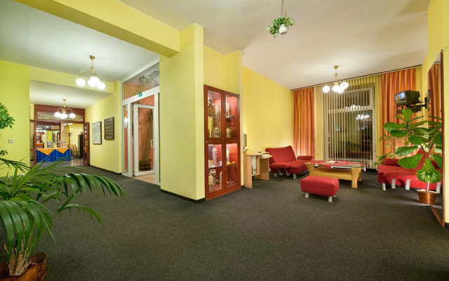 Hotel Henrietta