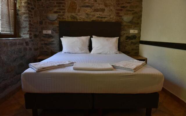 Canyon Matka Hotel