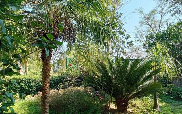 Fabhotel Royal Green Buds