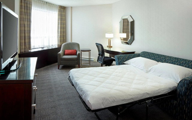 Sheraton Montreal Airport Hotel