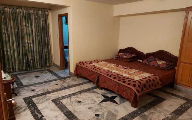 Stunning 3-bed Apartment in Murree