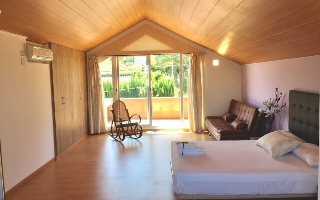 California House Canyelles