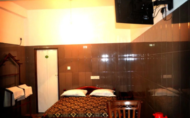Hotel Chathumedura
