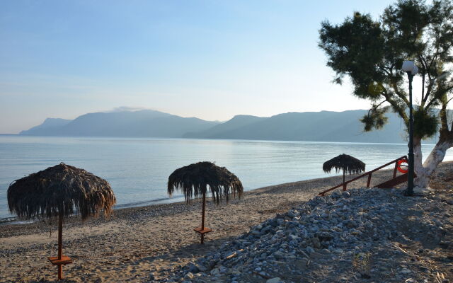 Thalassa Apartments