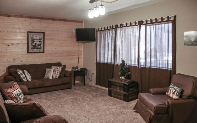 Heavenly Lake Haven Apartment 3 NW Comfy Cabins
