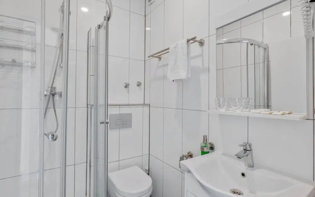 Deluxe Apartment in Oberhausen With Breakfast
