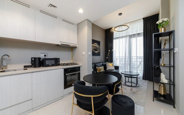 Zada Tower 1Br With Dubai Canal View