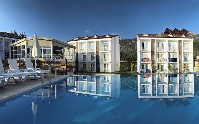Sahra Su Holiday Village & Spa
