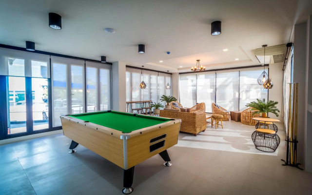 Triple Z Hotel