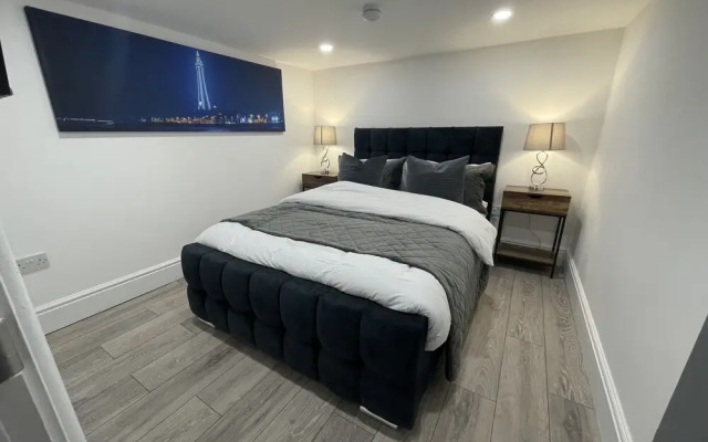 Osborne Luxury Hot Tub and Jacuzzi Suites