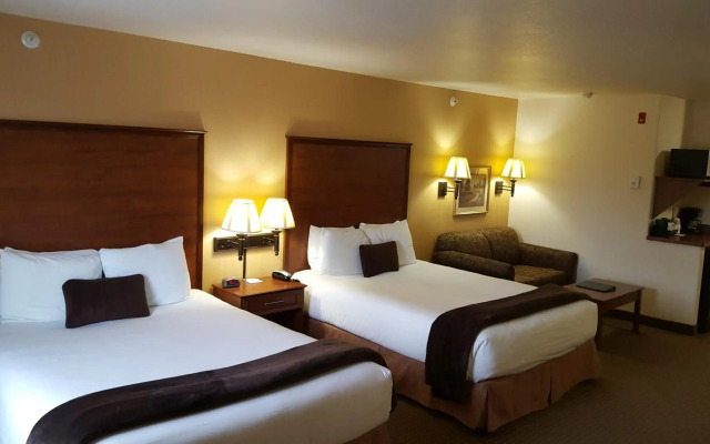 Expressway Suites Fargo