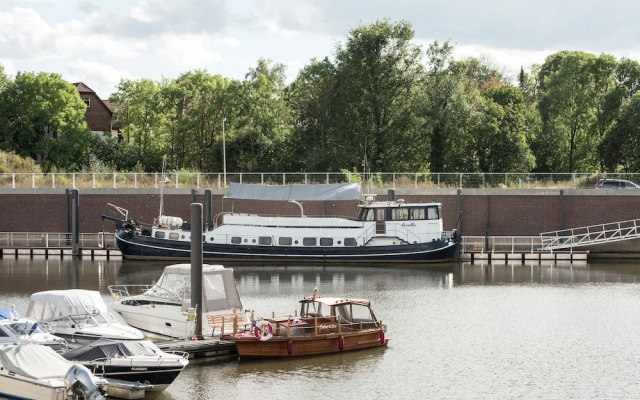 Quaint Apartment in Celle near Forest