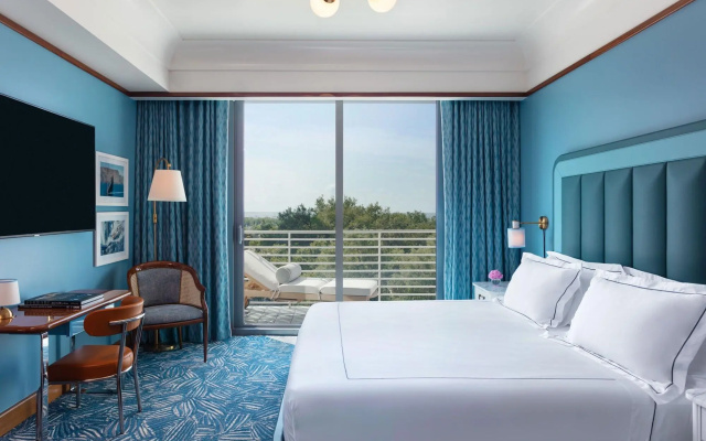 Mr. C Miami – Coconut Grove